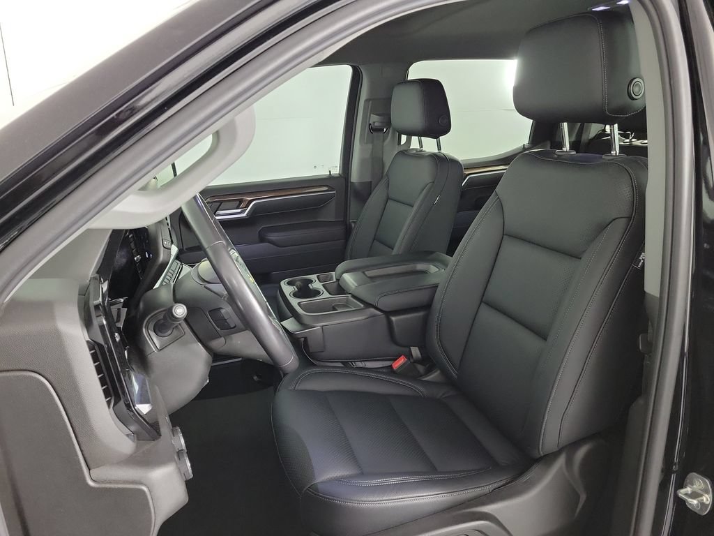 Used 2022 Chevrolet Silverado 1500 LT AWD/4WD image 15