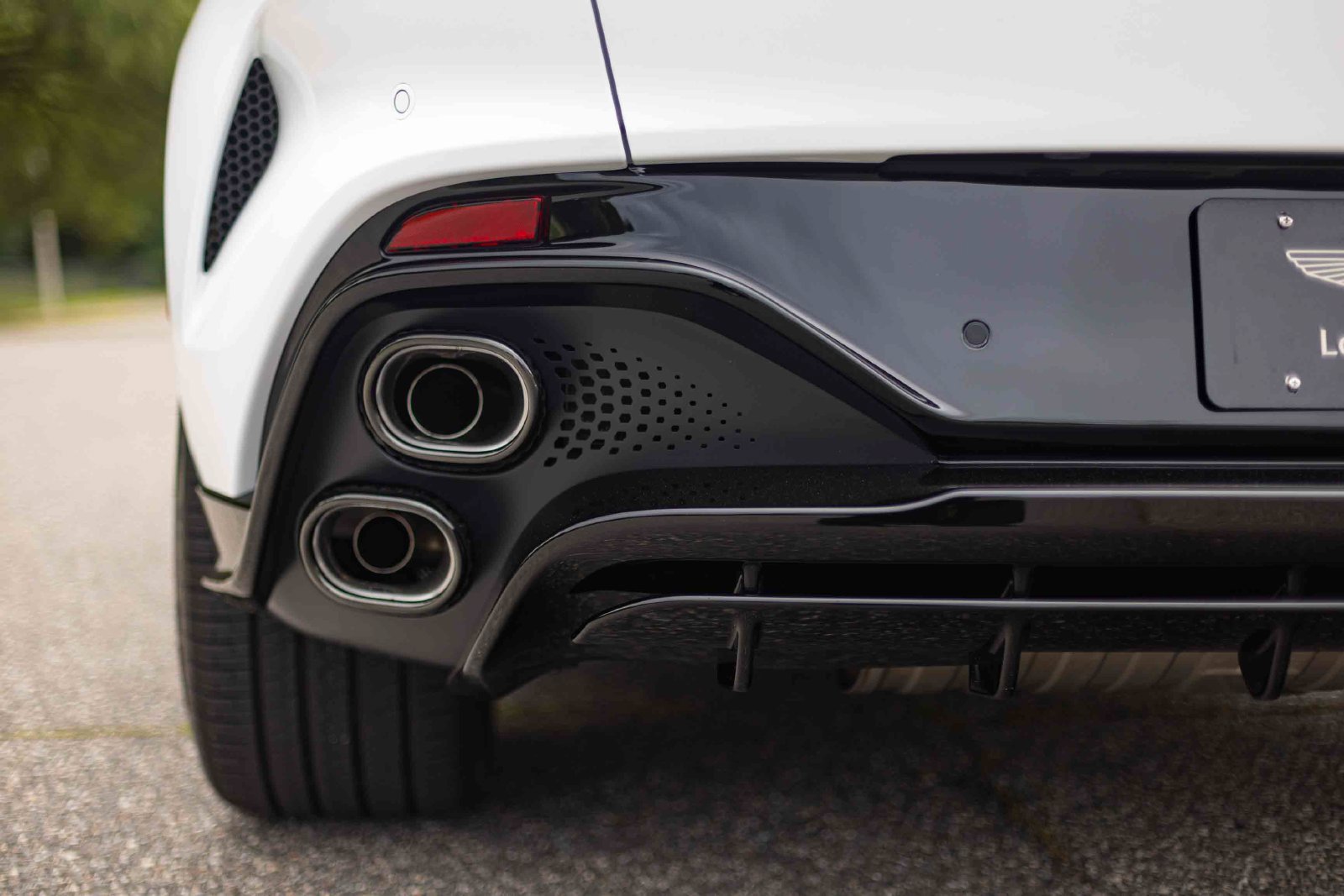 New 2026 Aston Martin DBX S AWD/4WD image 7