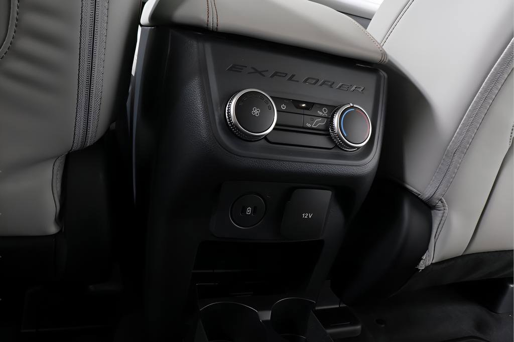 New 2026 Ford Explorer Active w/ Active Comfort Package image 24