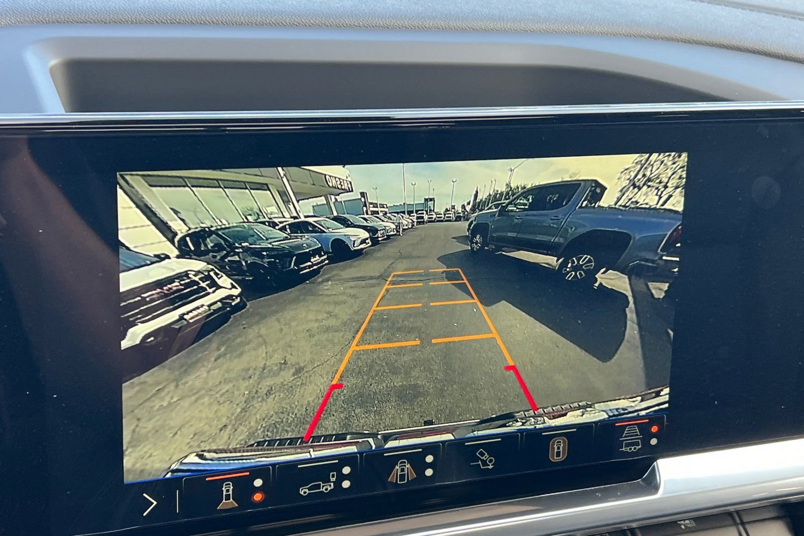 New 2026 GMC Sierra 1500 SLT w/ SLT Premium Plus Package image 18