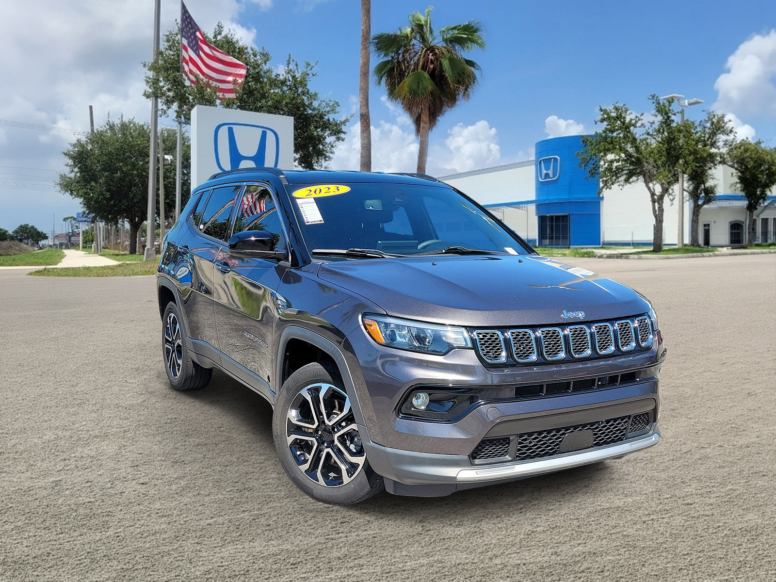 Used 2023 Jeep Compass Limited AWD/4WD image 1