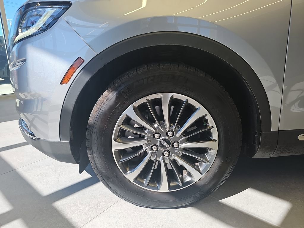 Used 2023 Lincoln Nautilus AWD image 31