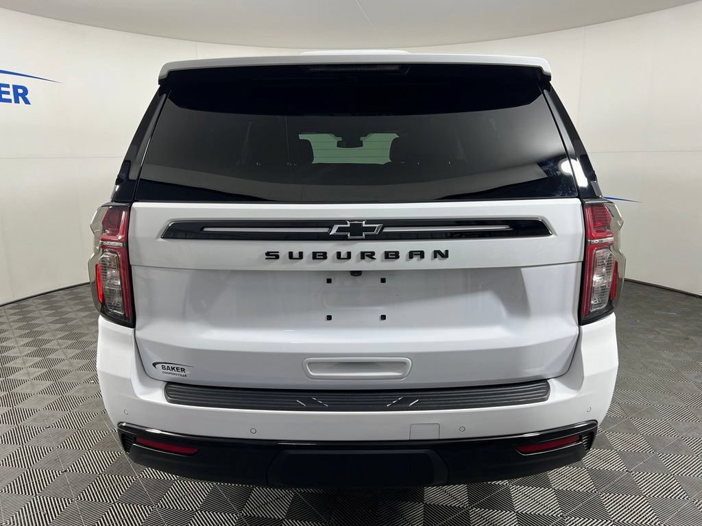 Certified 2023 Chevrolet Suburban Z71 w/ Luxury Package AWD/4WD image 5