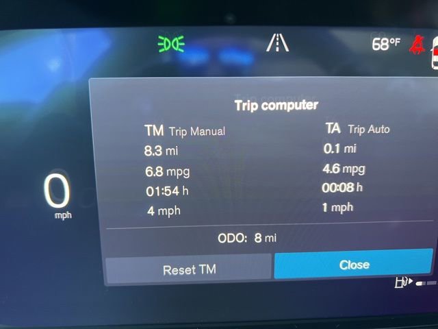 New 2026 Volvo XC40 B4 Plus w/ Protection Package FWD image 12