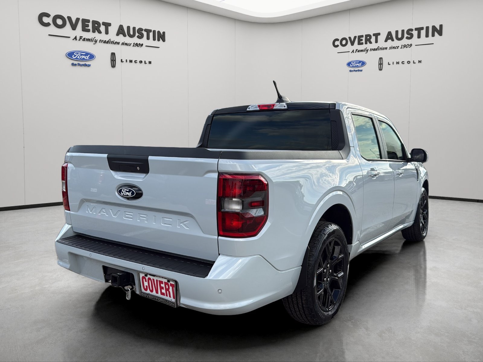 Used 2026 Ford Maverick Lobo AWD/4WD image 5