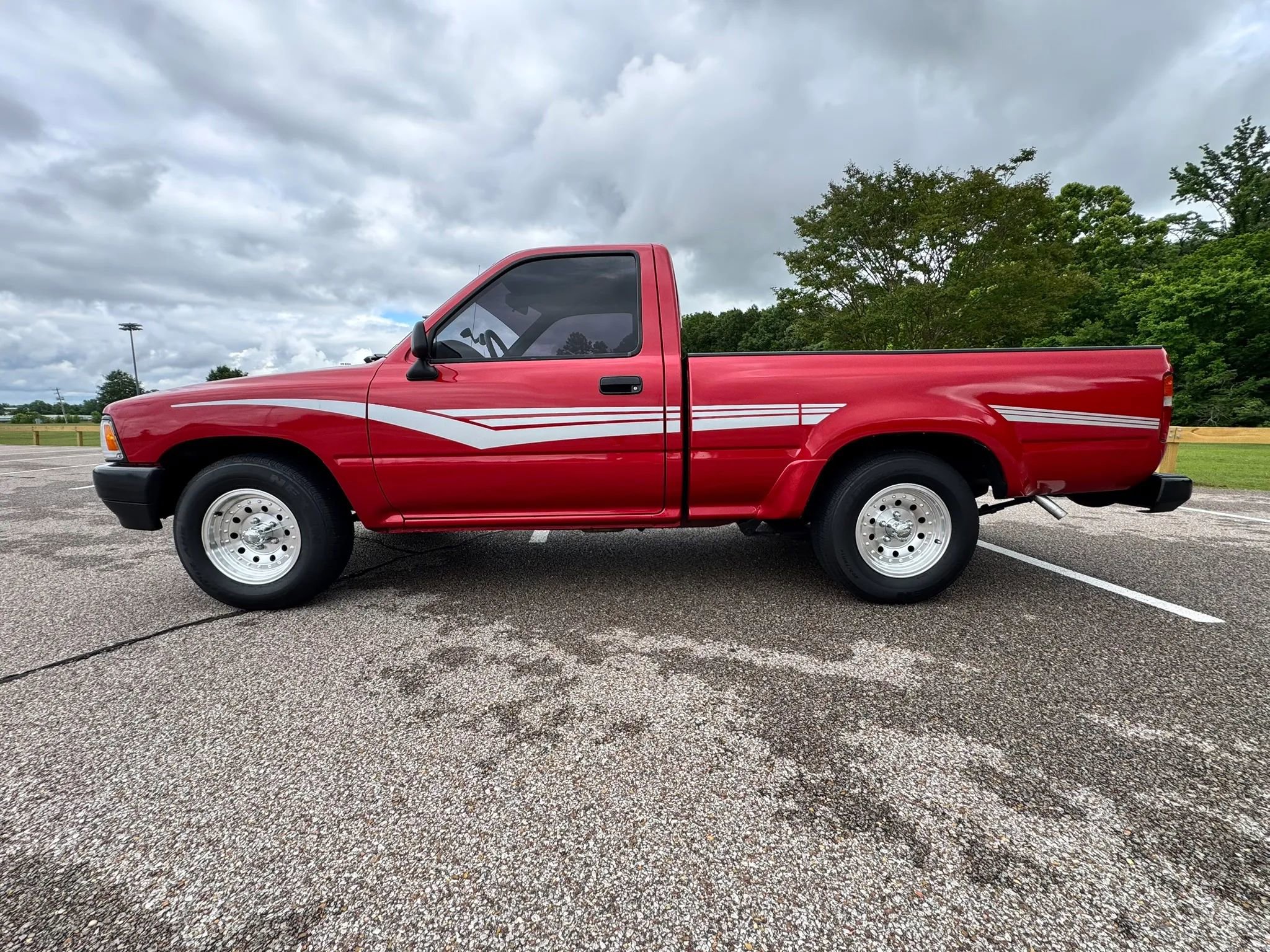 Used 1994 Toyota Pickup 2WD Regular Cab image 7