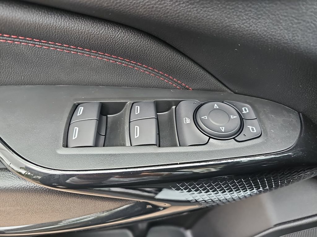 New 2026 Chevrolet Trax RS FWD image 27