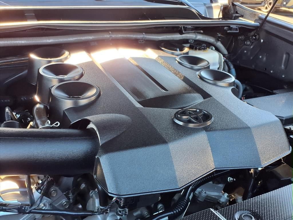 Used 2015 Toyota 4Runner image 17