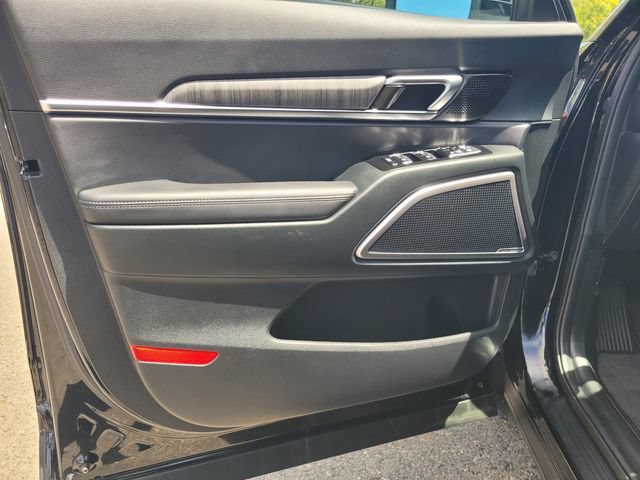 Used 2025 Kia Telluride EX AWD/4WD image 16