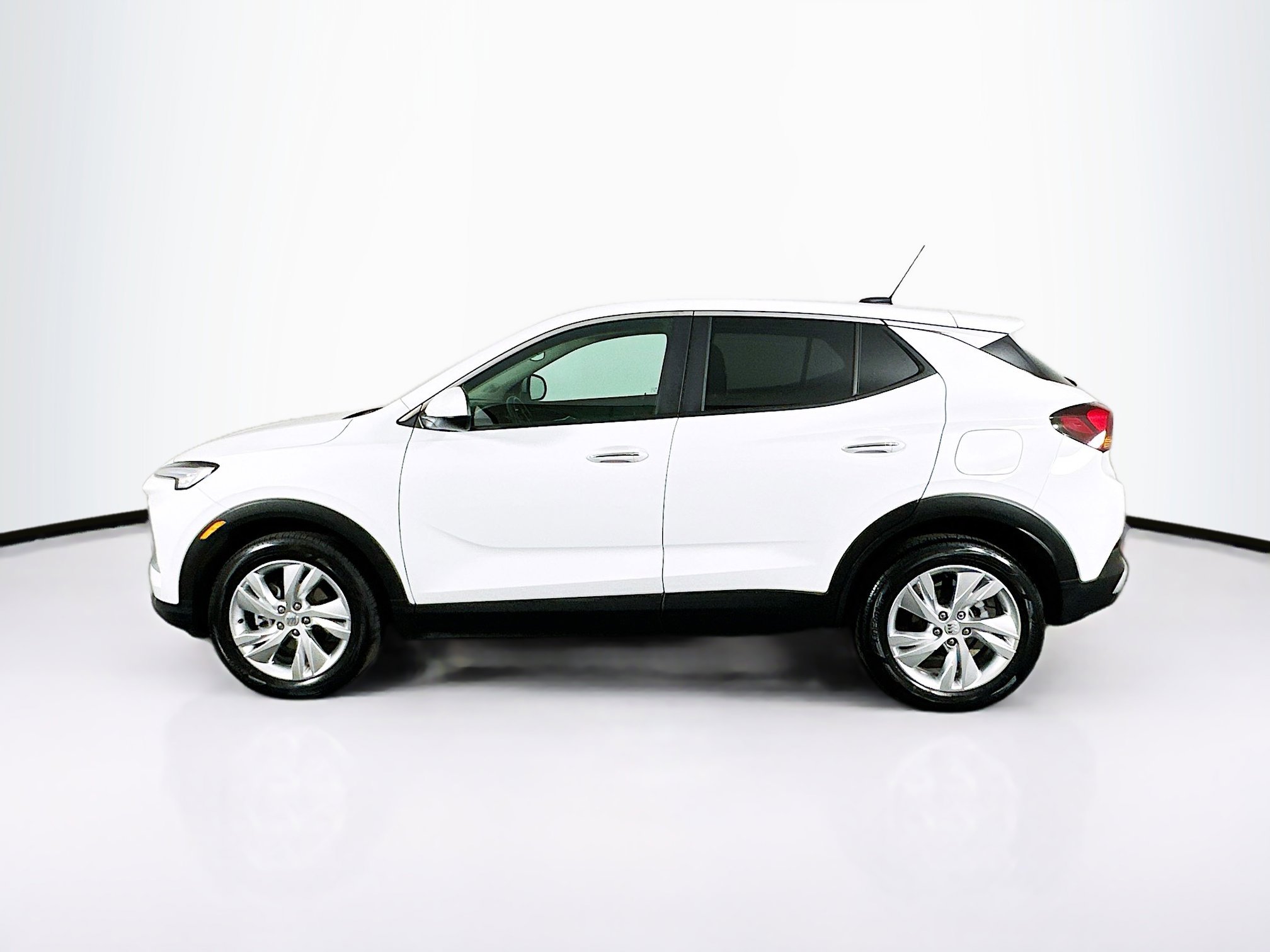 Used 2025 Buick Encore GX Preferred image 4