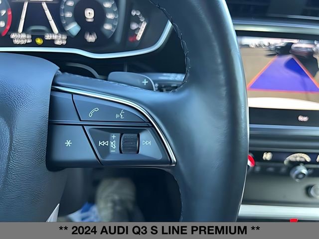 Used 2024 Audi Q3 2.0T Premium image 25