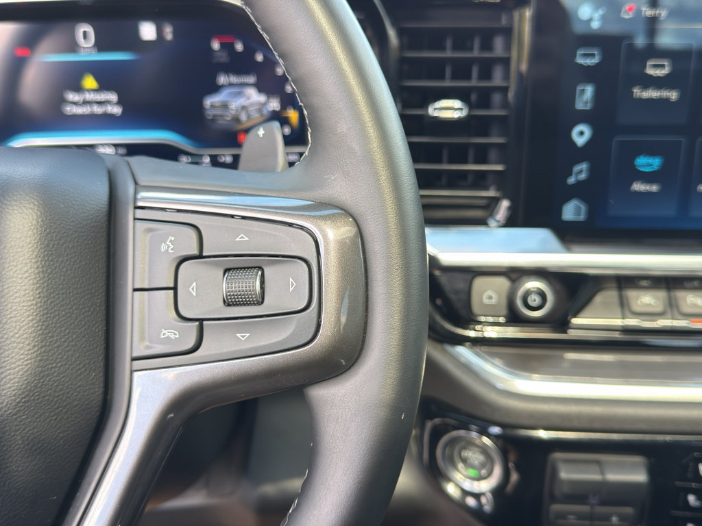 Used 2025 Chevrolet Silverado 1500 High Country w/ High Country Premium Package AWD/4WD image 36