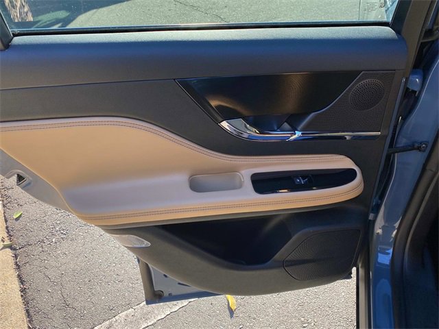 Certified 2023 Lincoln Corsair Reserve w/ Equipment Group 201A image 10