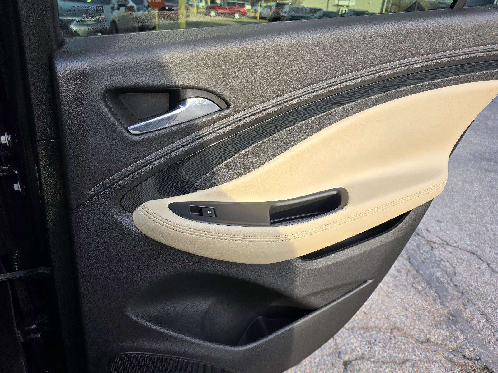 Used 2017 Buick Envision Essence image 28