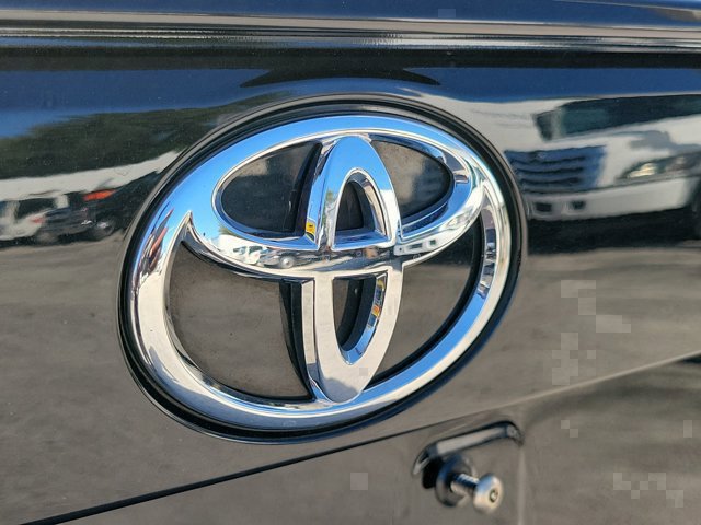Used 2024 Toyota RAV4 Adventure AWD/4WD image 10