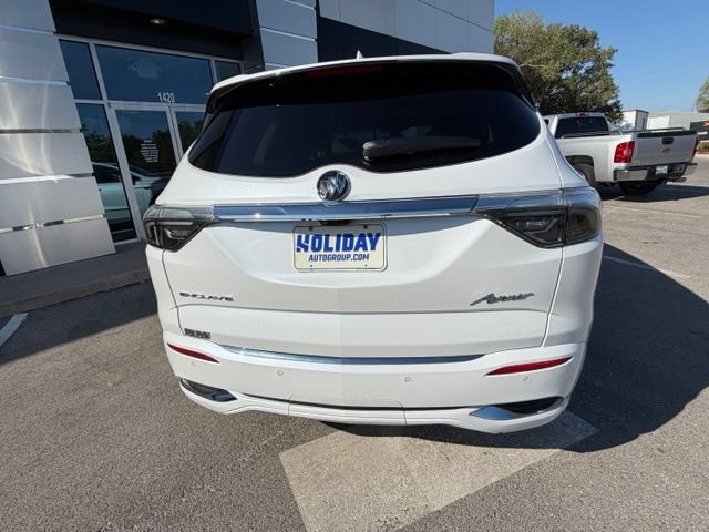 Used 2022 Buick Enclave Avenir w/ Avenir Technology Package FWD image 27