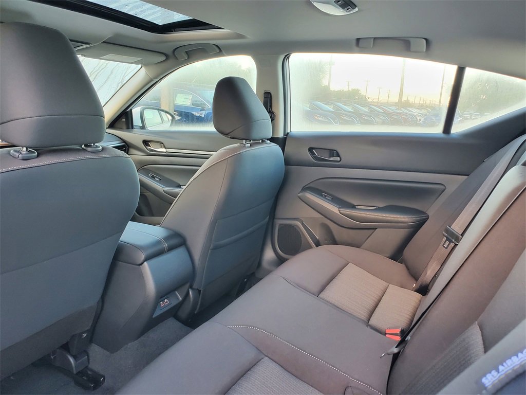 New 2025 Nissan Altima 2.5 SV w/ SV Premium Package image 5