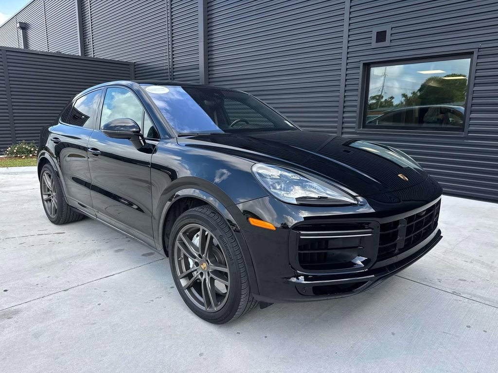 Certified 2023 Porsche Cayenne Turbo image 9