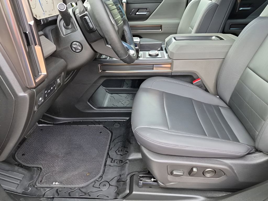 Used 2024 GMC Hummer EV 3X w/ Omega Edition image 31