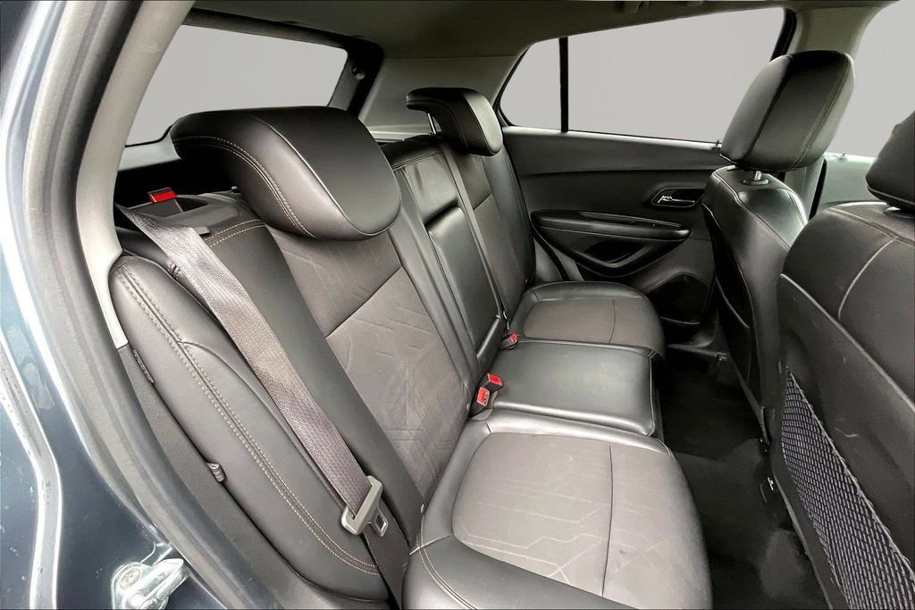 Used 2021 Chevrolet Trax LT image 27