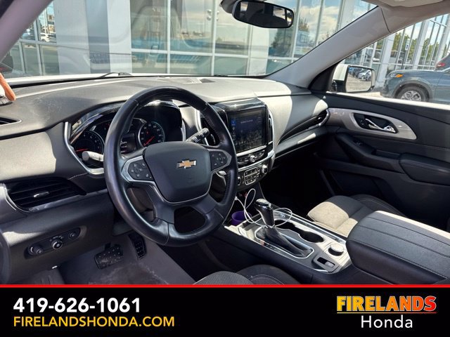 Used 2020 Chevrolet Traverse LT w/ Driver Confidence II Package AWD/4WD image 19