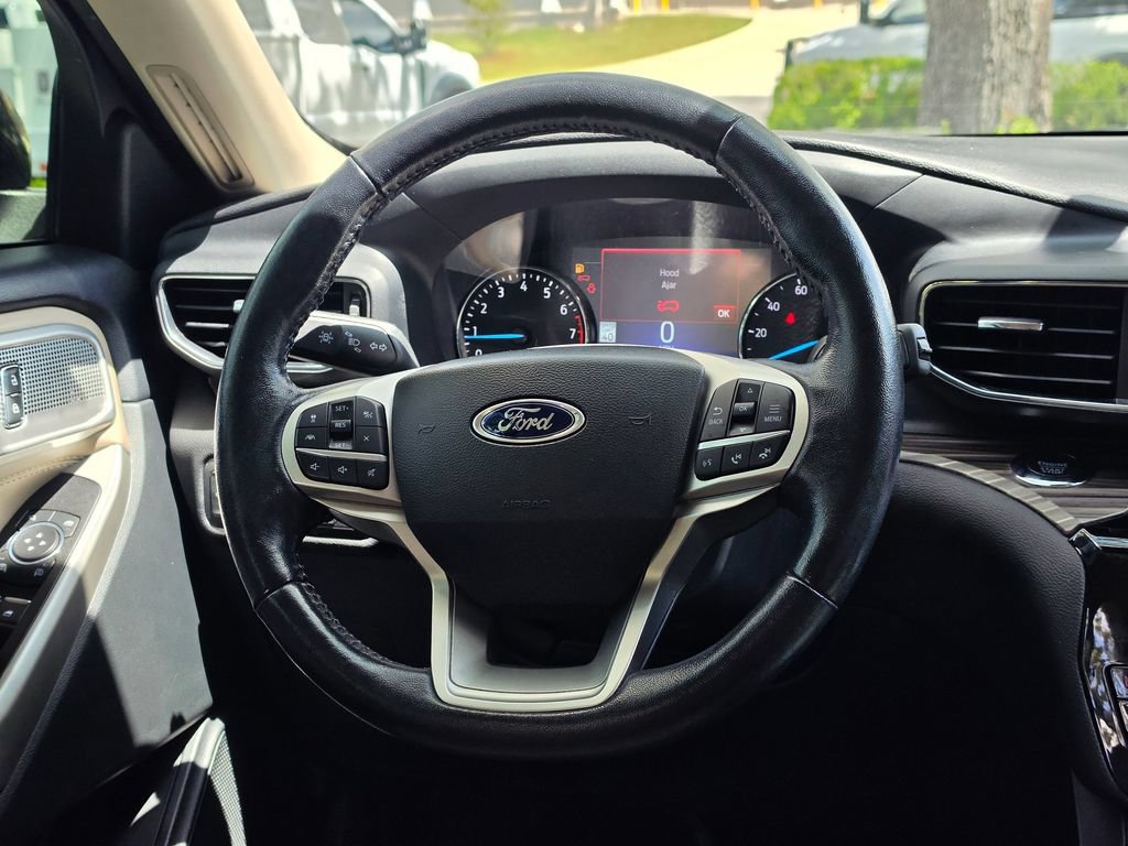 Used 2022 Ford Explorer Limited AWD/4WD image 21