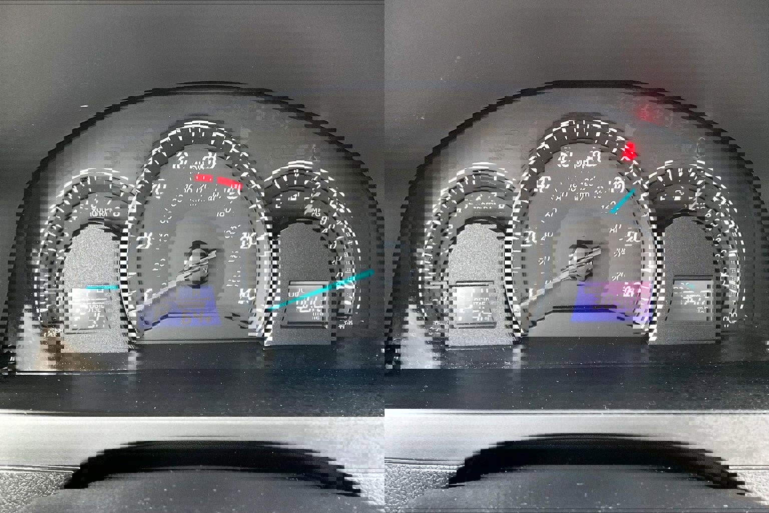 Used 2012 Toyota Camry LE image 19