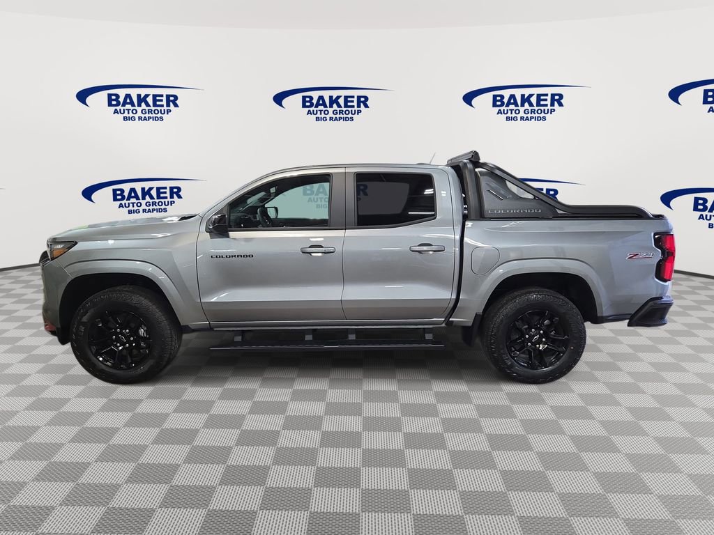 New 2026 Chevrolet Colorado Z71 w/ Midnight Edition AWD/4WD image 7