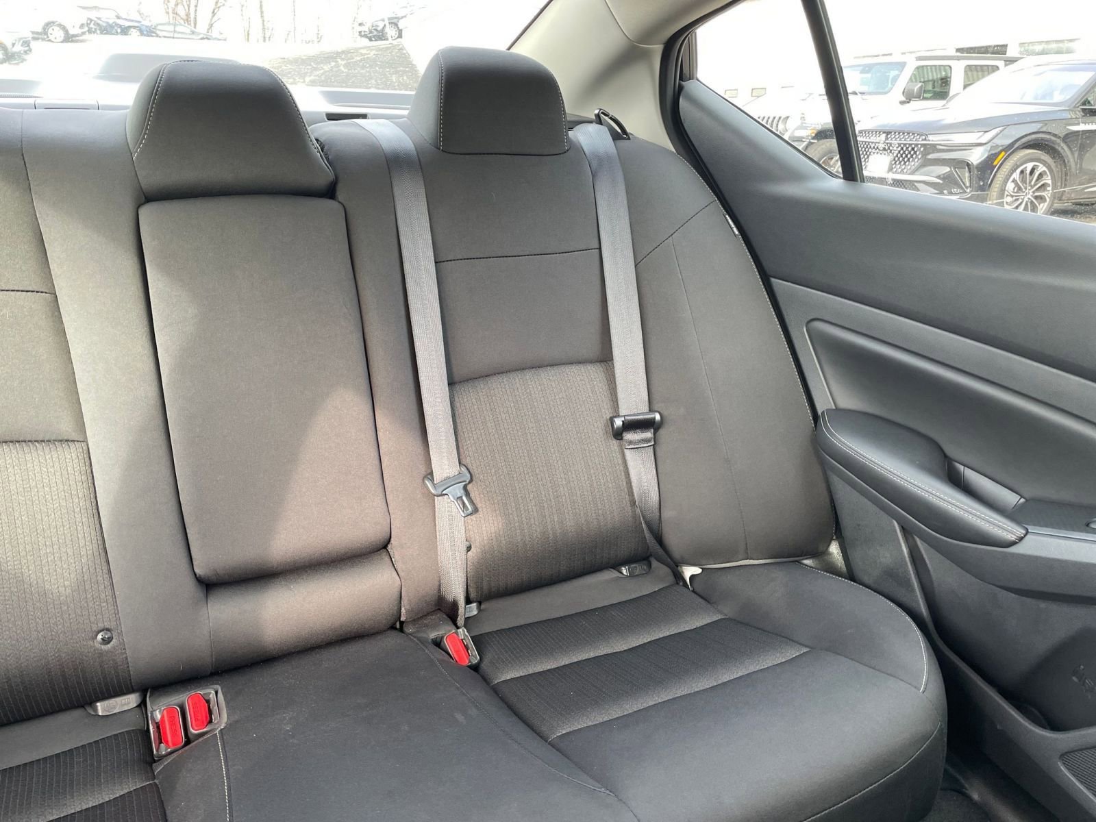 Used 2025 Nissan Altima 2.5 SV image 36