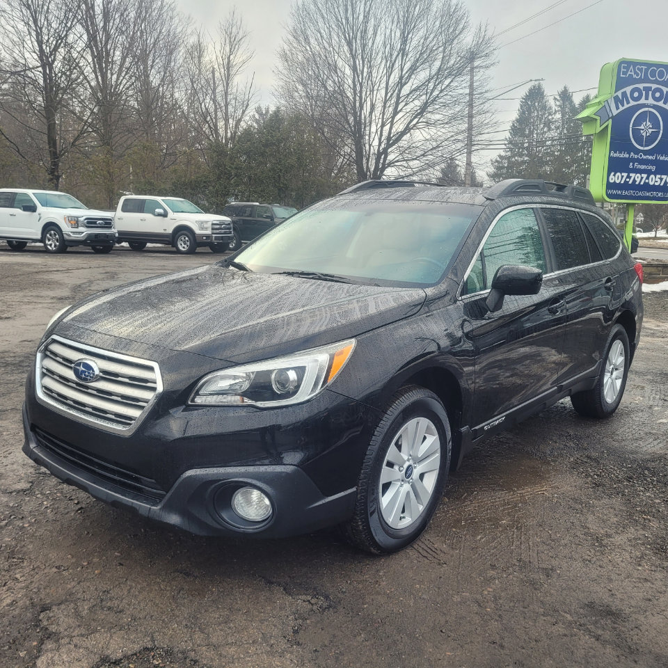 Used 2015 Subaru Outback 2.5i Premium image 4
