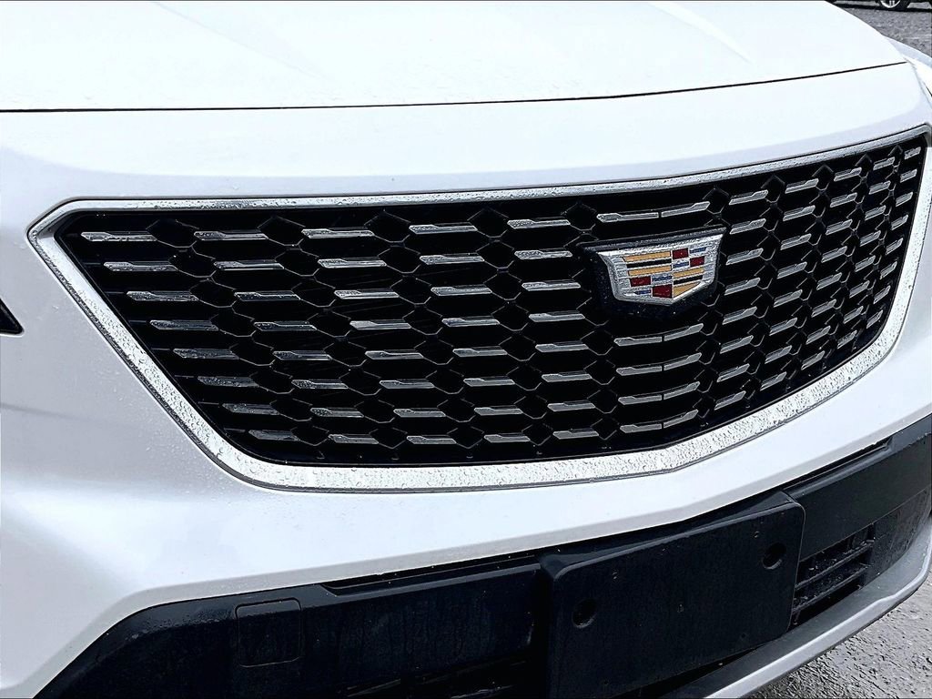 Used 2023 Cadillac XT4 Premium Luxury w/ Cold Weather Package image 26