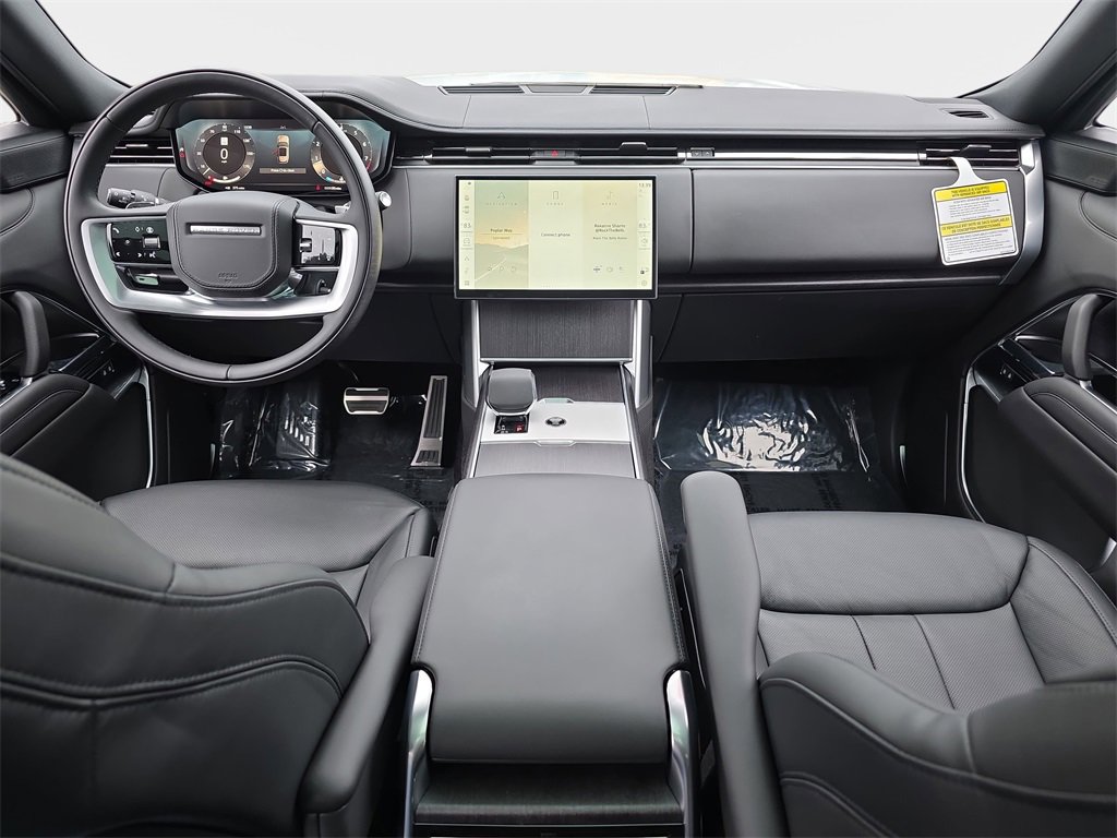 New 2025 Land Rover Range Rover Long Wheelbase SE image 9