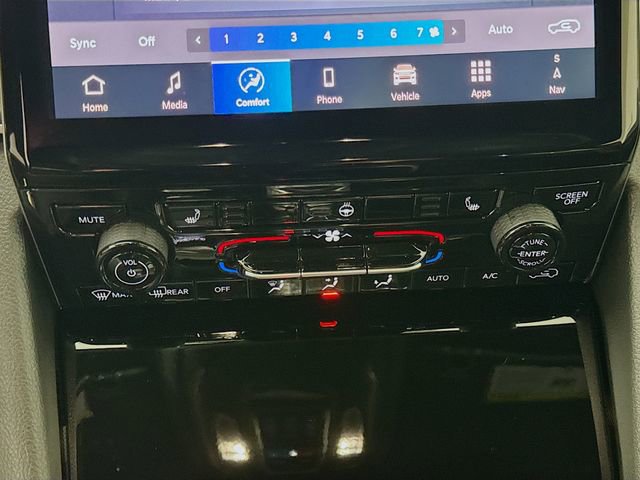 New 2025 Jeep Grand Cherokee L Limited image 16