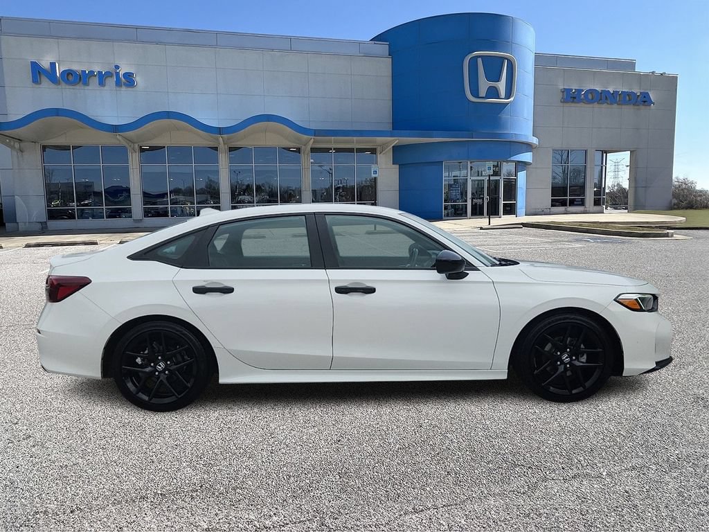 Used 2025 Honda Civic Sport image 5