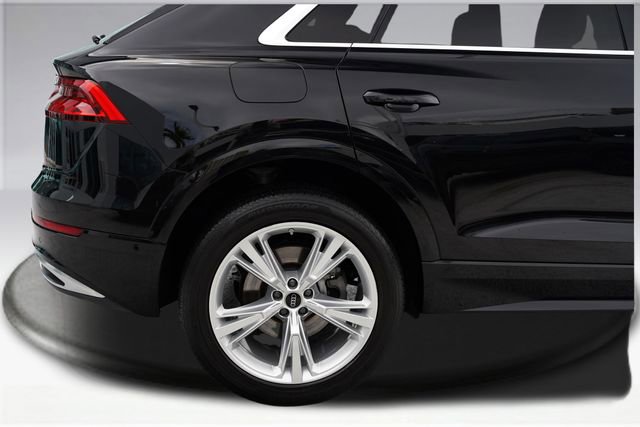 Used 2023 Audi Q8 Premium w/ Convenience Package image 11