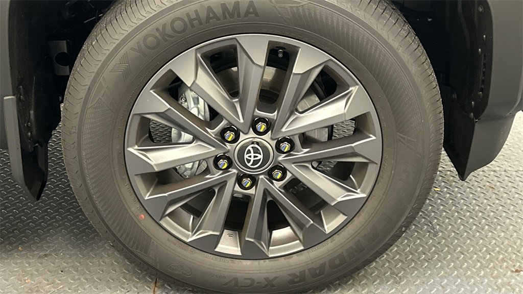 New 2025 Toyota Land Cruiser image 19