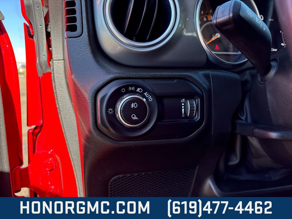 Used 2023 Jeep Gladiator Overland image 13