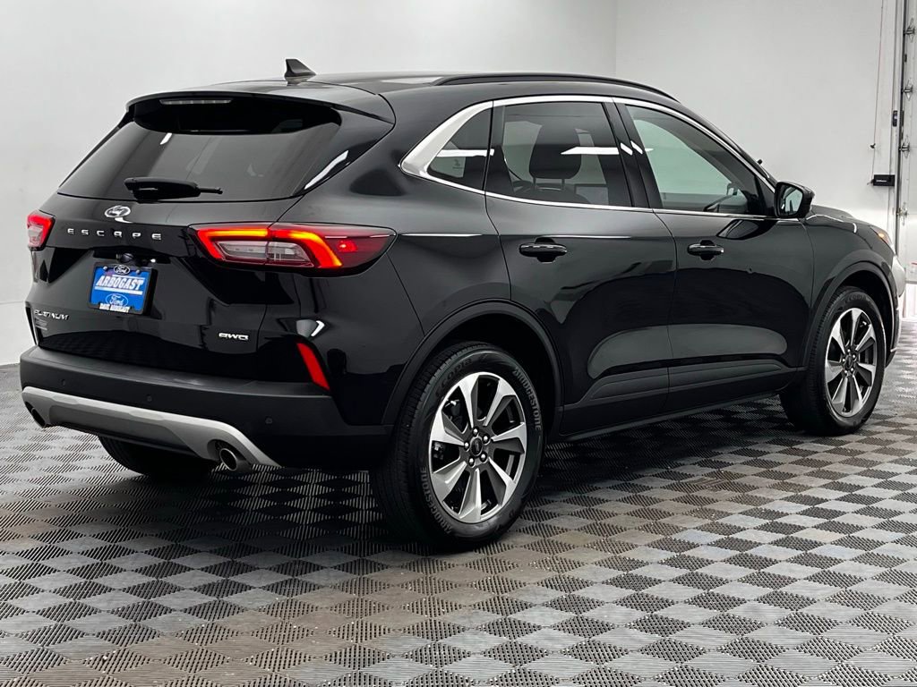 Used 2023 Ford Escape Platinum AWD/4WD image 8