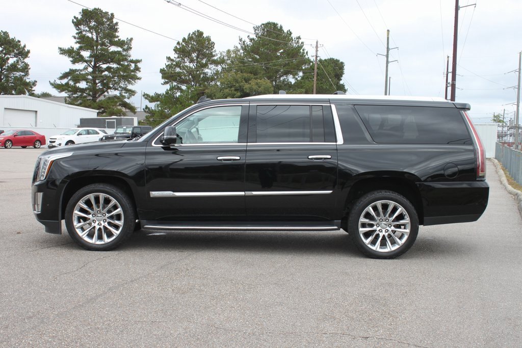 Used 2017 Cadillac Escalade ESV Luxury image 5