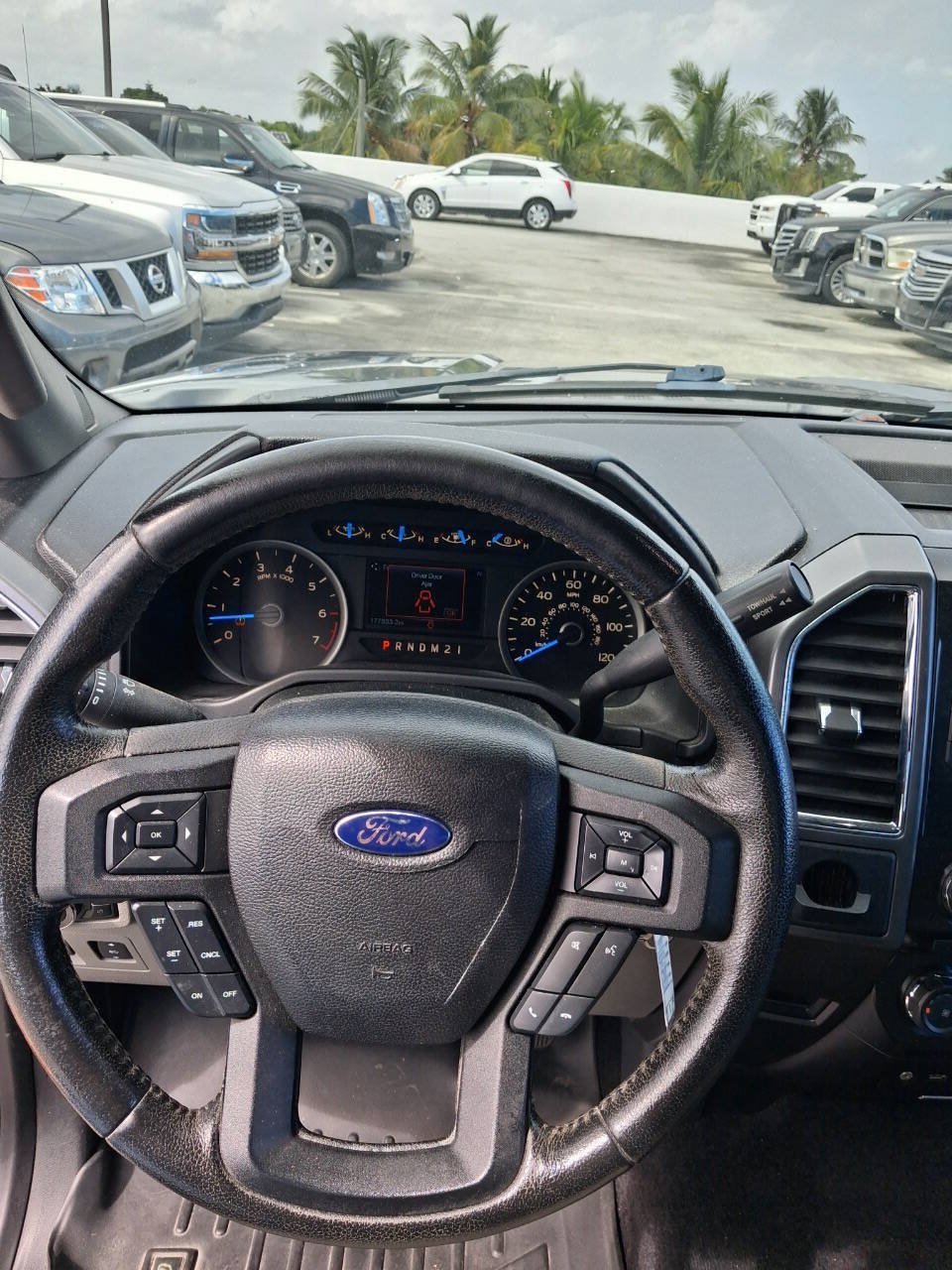 Used 2015 Ford F150 XLT w/ Equipment Group 301A Mid RWD image 12