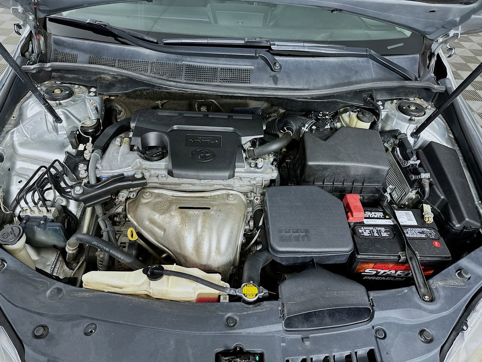 Used 2015 Toyota Camry SE FWD image 27