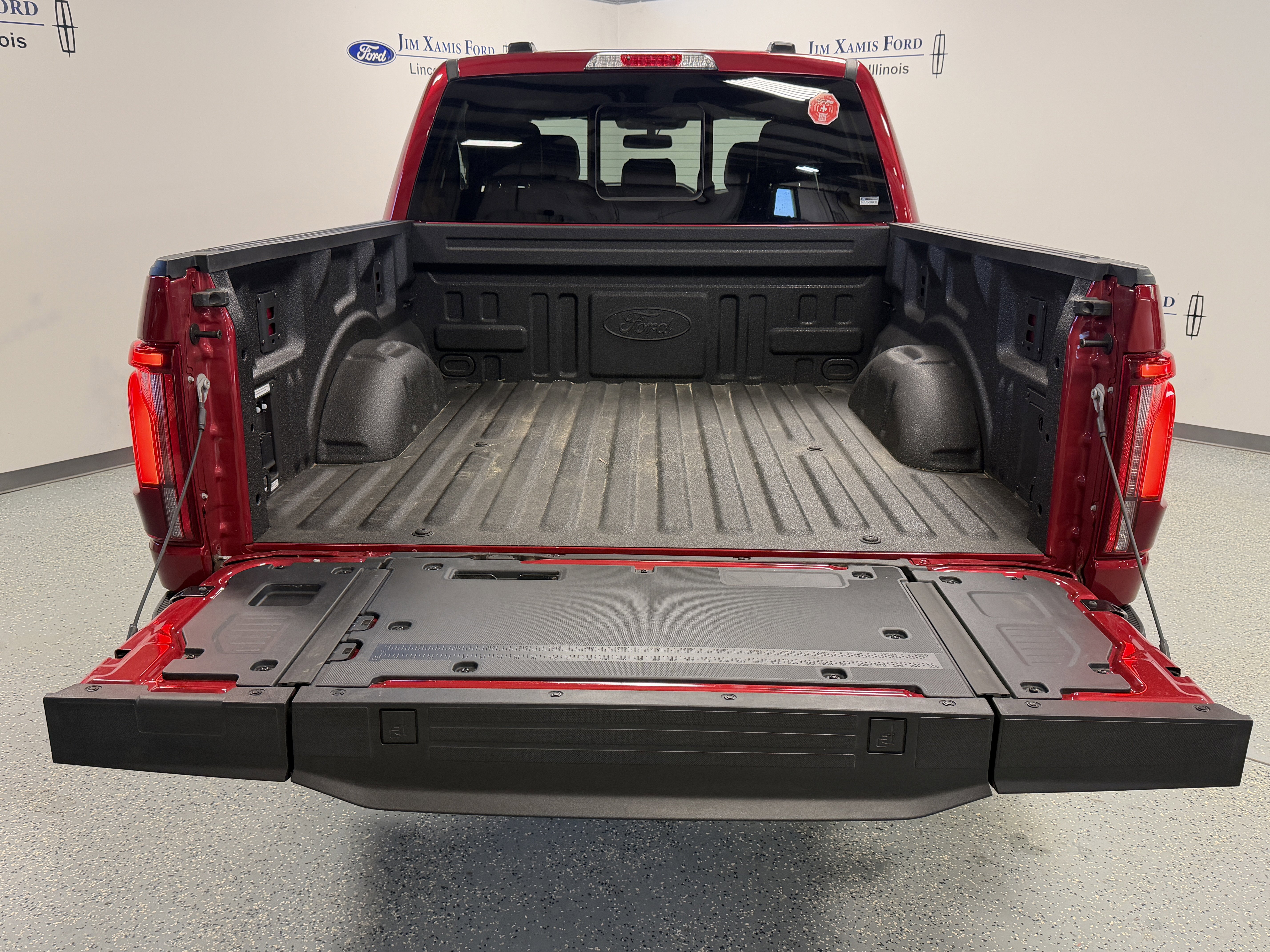 Used 2025 Ford F150 King Ranch w/ FX4 Off-Road Package AWD/4WD image 29