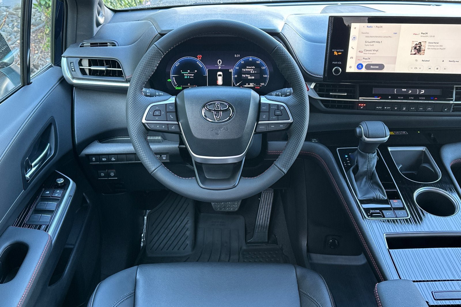 New 2026 Toyota Sienna XSE FWD image 14