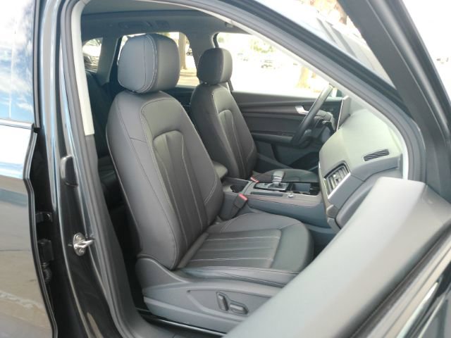 Used 2025 Audi Q5 2.0T Premium image 22