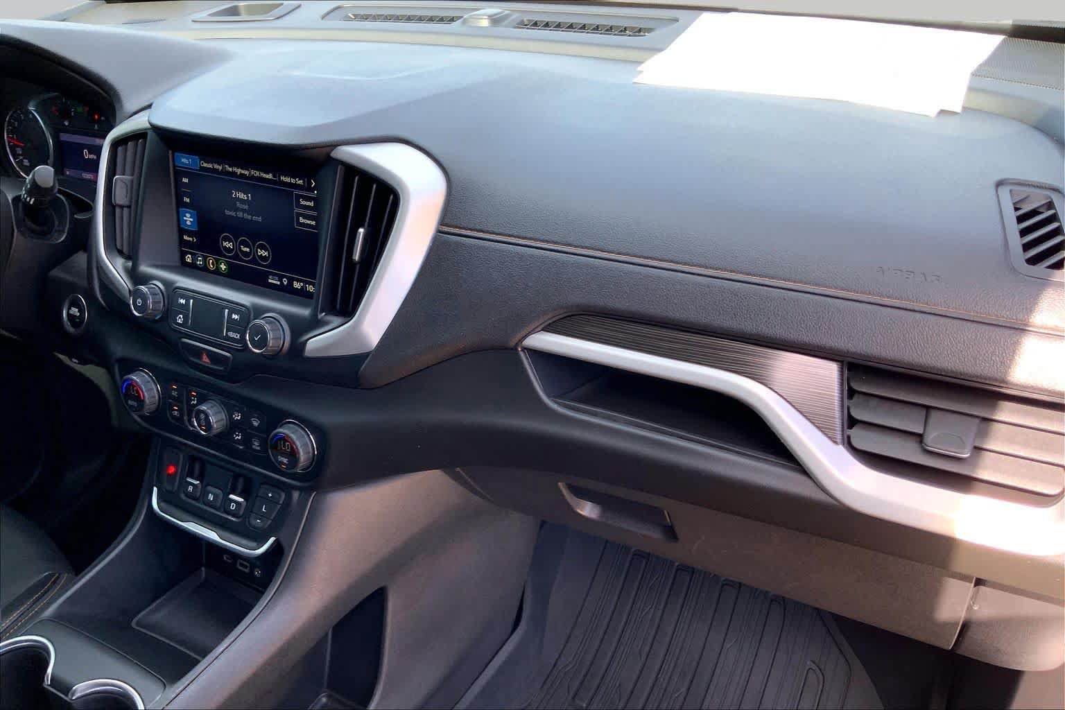 Used 2021 GMC Terrain SLT w/ Elevation Edition FWD image 18