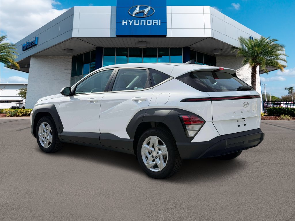New 2027 Hyundai Kona SE FWD image 5