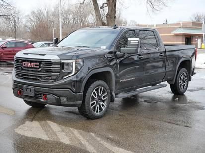 Used 2023 GMC Sierra 1500 AT4 w/ Technology Package image 31