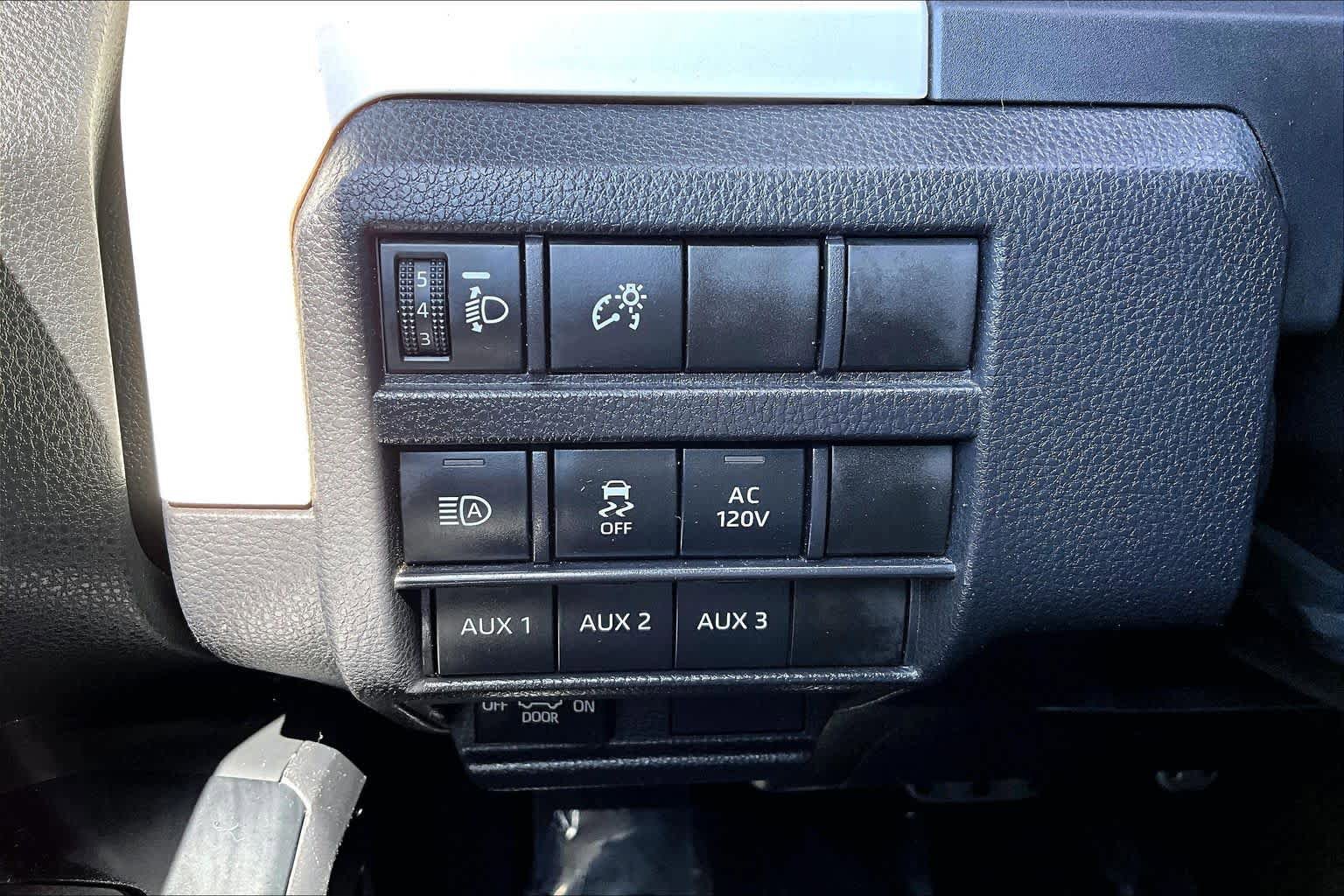 Certified 2024 Toyota Tacoma TRD Sport w/ TRD Sport Upgrade Package AWD/4WD image 35
