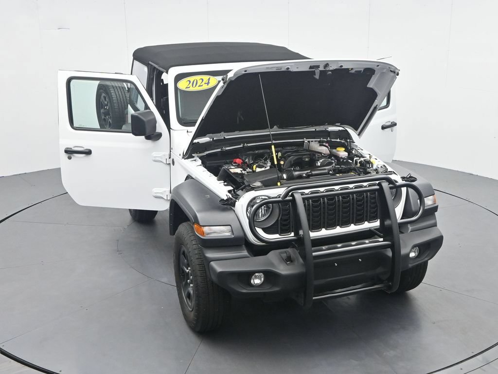 Used 2024 Jeep Wrangler Sport AWD/4WD image 43