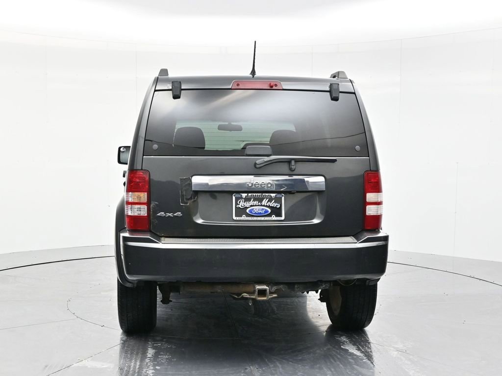 Used 2011 Jeep Liberty Sport image 6